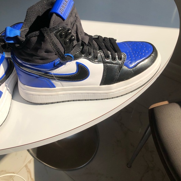 Nike Air Jordan Mid. Special Edition. Amazing like new condition. - Picture 5 of 6